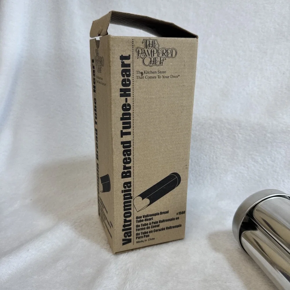 The Pampered Chef‎ Valtrompia Bread Tube Heart Pan #1560 Made in Chile